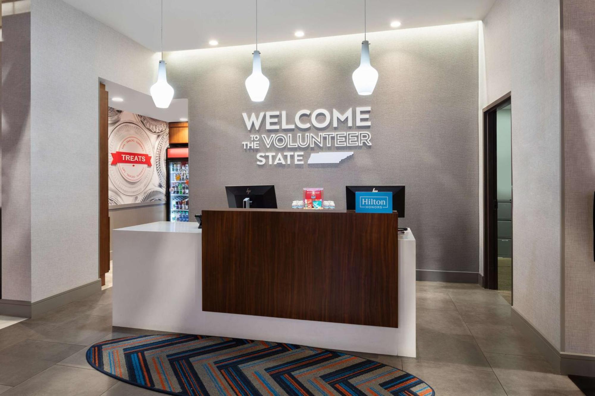 Hampton By Hilton Airport Century Place 3*